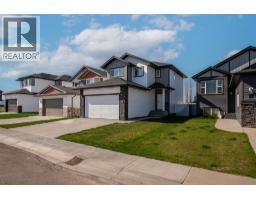 88 Henderson Crescent Hawkridge Estates