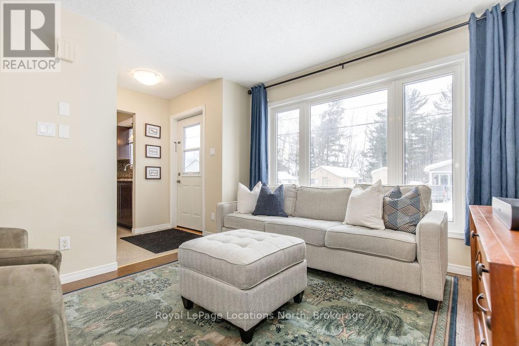Property at 350 ZOO PARK ROAD image 4