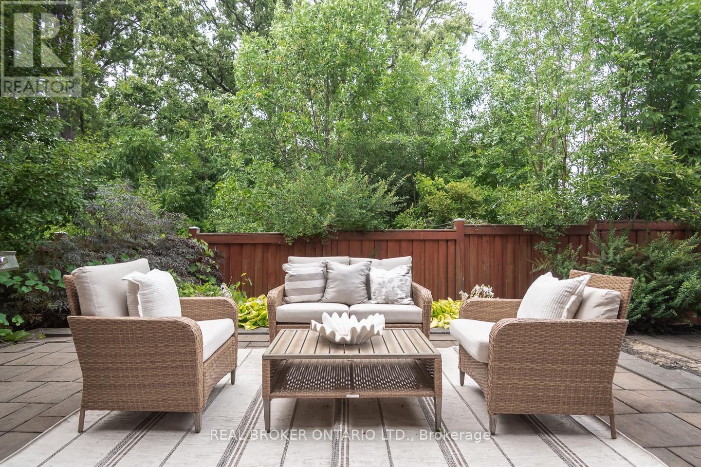 Property at 300 MCGIBBON DRIVE image 2
