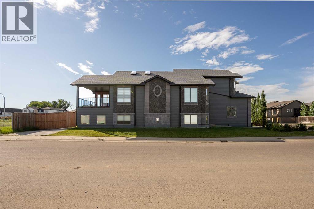Property at 346 Sixmile Ridge S image 2