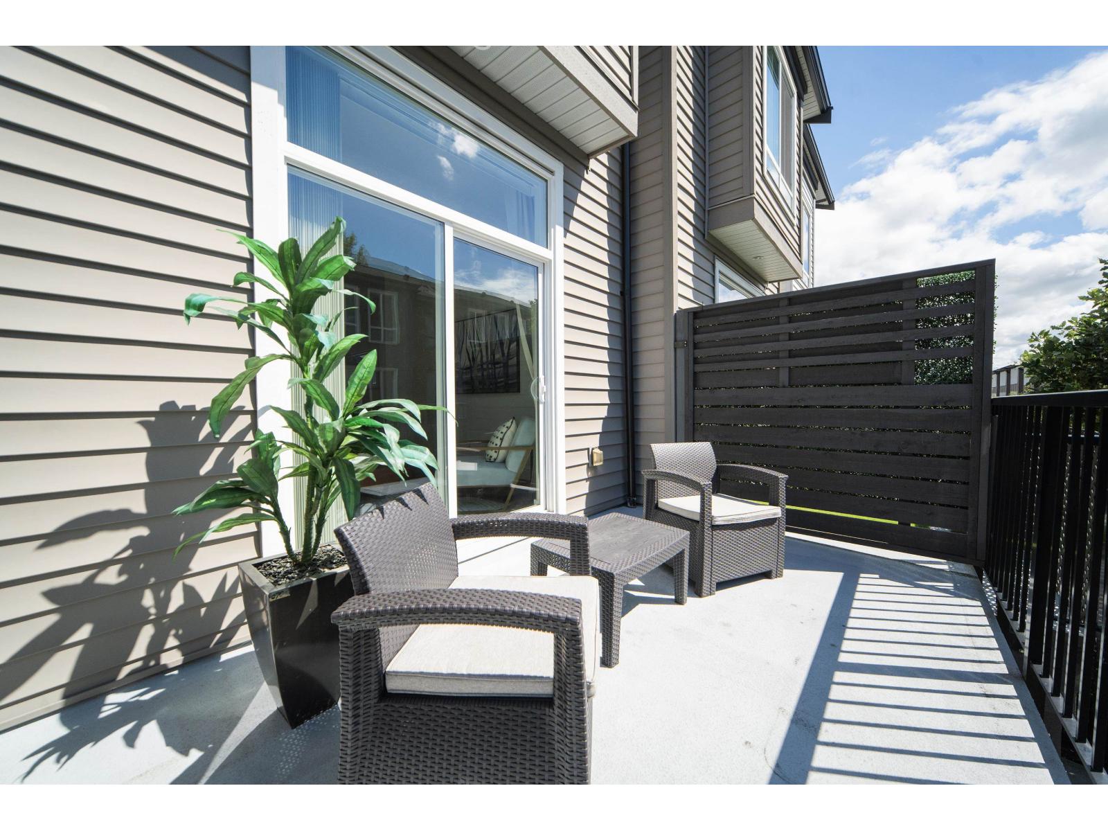 Property at 58 15898 27 AVENUE image 4