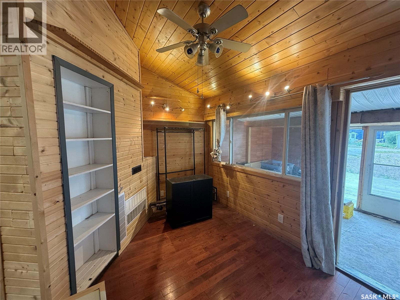 233 Central Avenue, Montmartre, Saskatchewan  S0G 3M0 - Photo 15 - SK015129