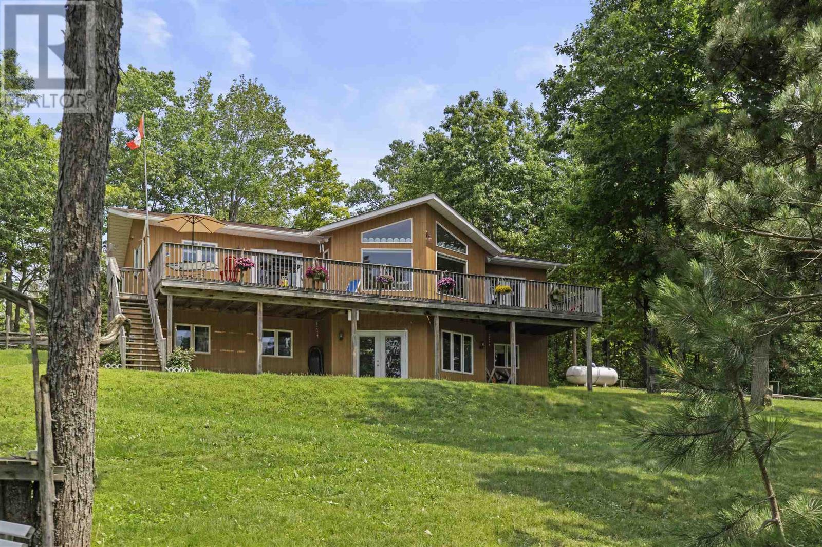 239 Bass Lake Rd, Blind River, Ontario  P0R 1B0 - Photo 1 - SM252162