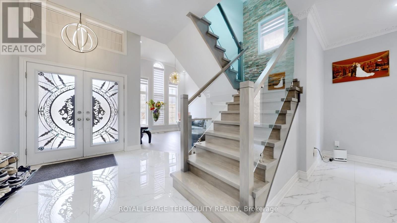 Property at 31 CHALONE CRESCENT image 3