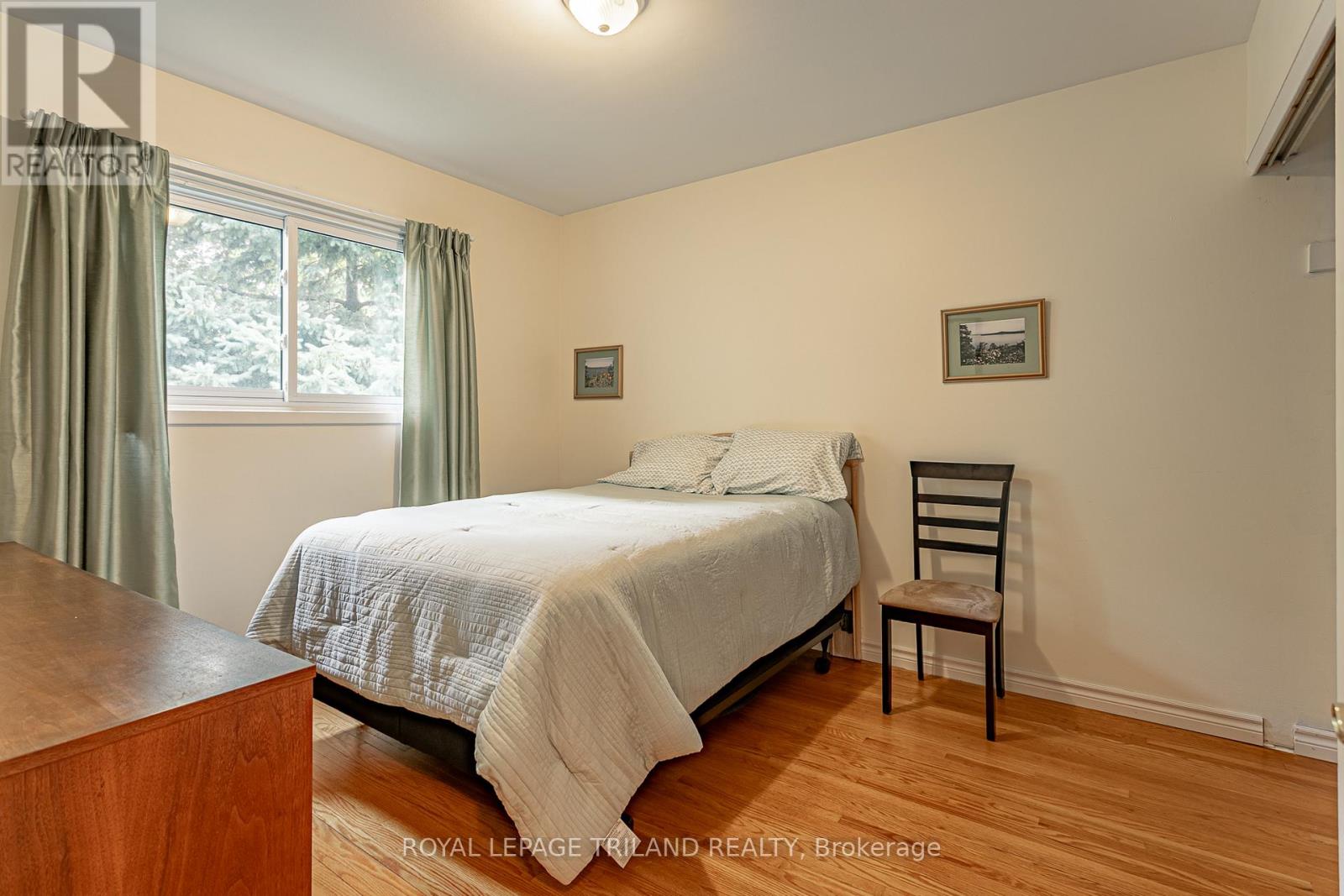 32 Maxwell Crescent, London North, Ontario  N5X 1Z1 - Photo 14 - X12335226