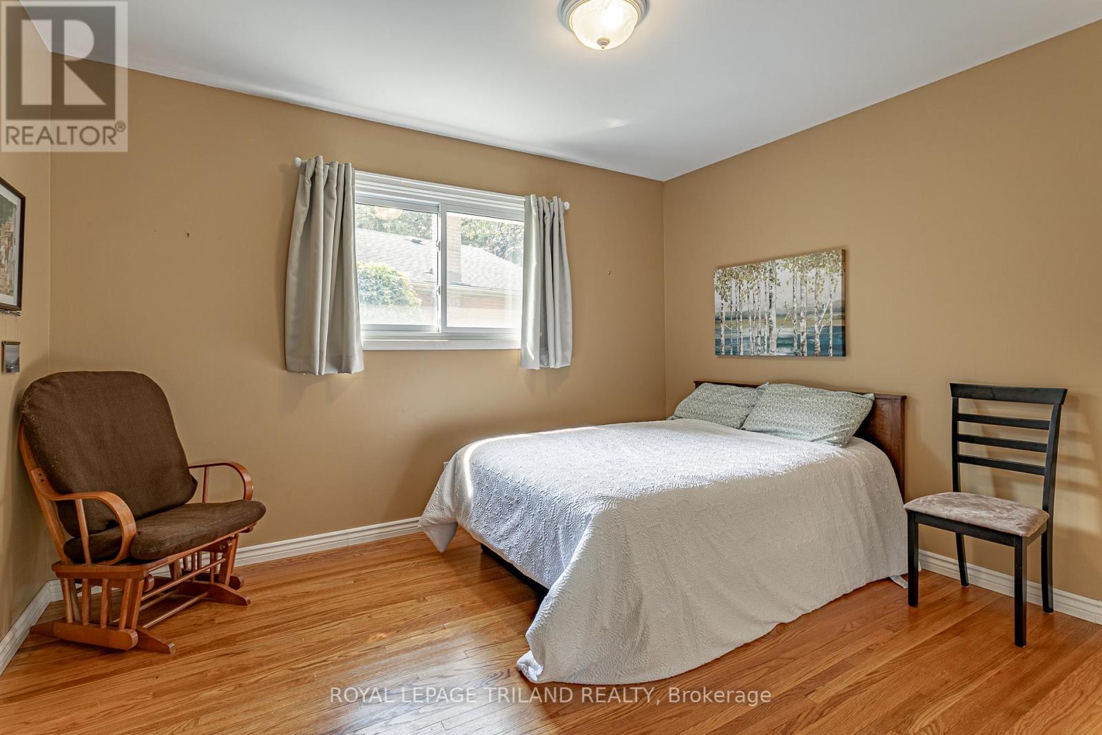 32 Maxwell Crescent, London North, Ontario  N5X 1Z1 - Photo 15 - X12335226