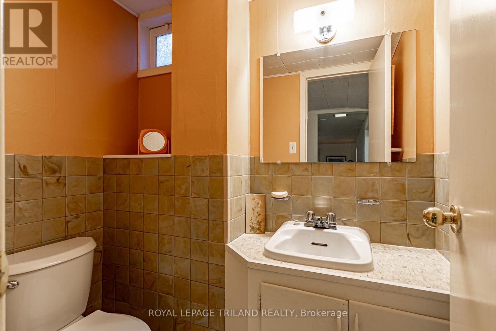 32 Maxwell Crescent, London North, Ontario  N5X 1Z1 - Photo 23 - X12335226