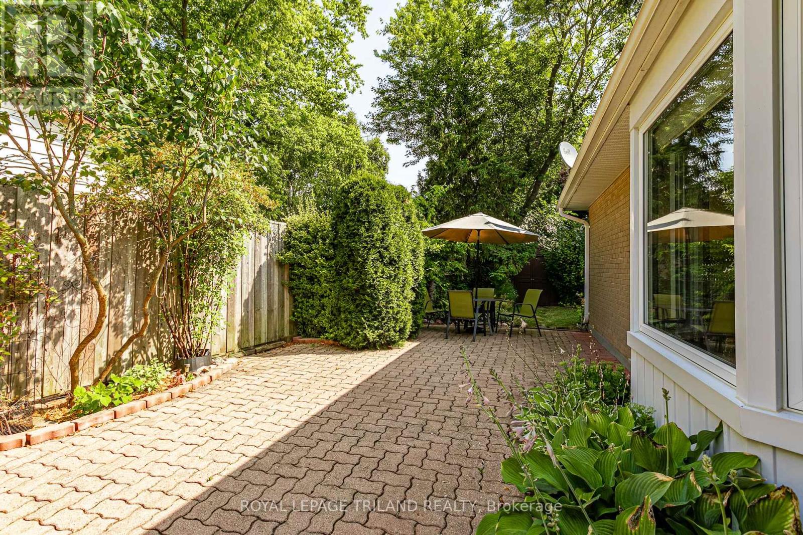 32 Maxwell Crescent, London North, Ontario  N5X 1Z1 - Photo 25 - X12335226