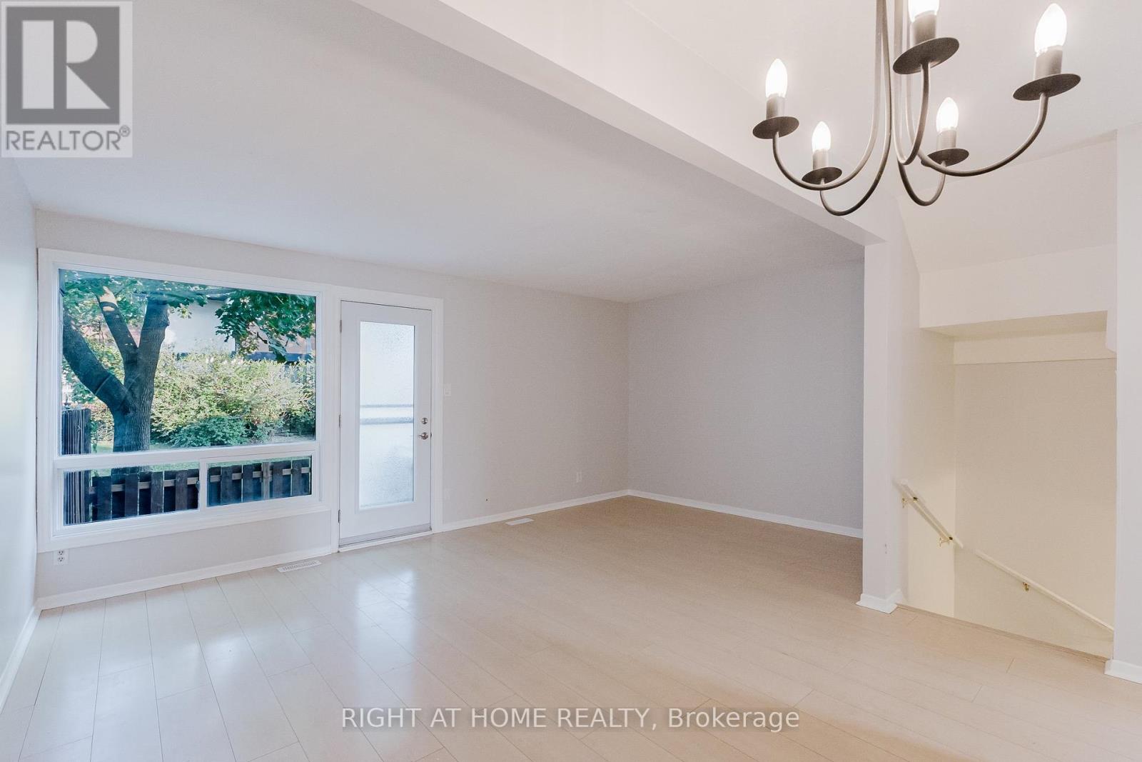 102 - 23 Mcclintock Way, Ottawa, Ontario  K2L 2A3 - Photo 10 - X12335218