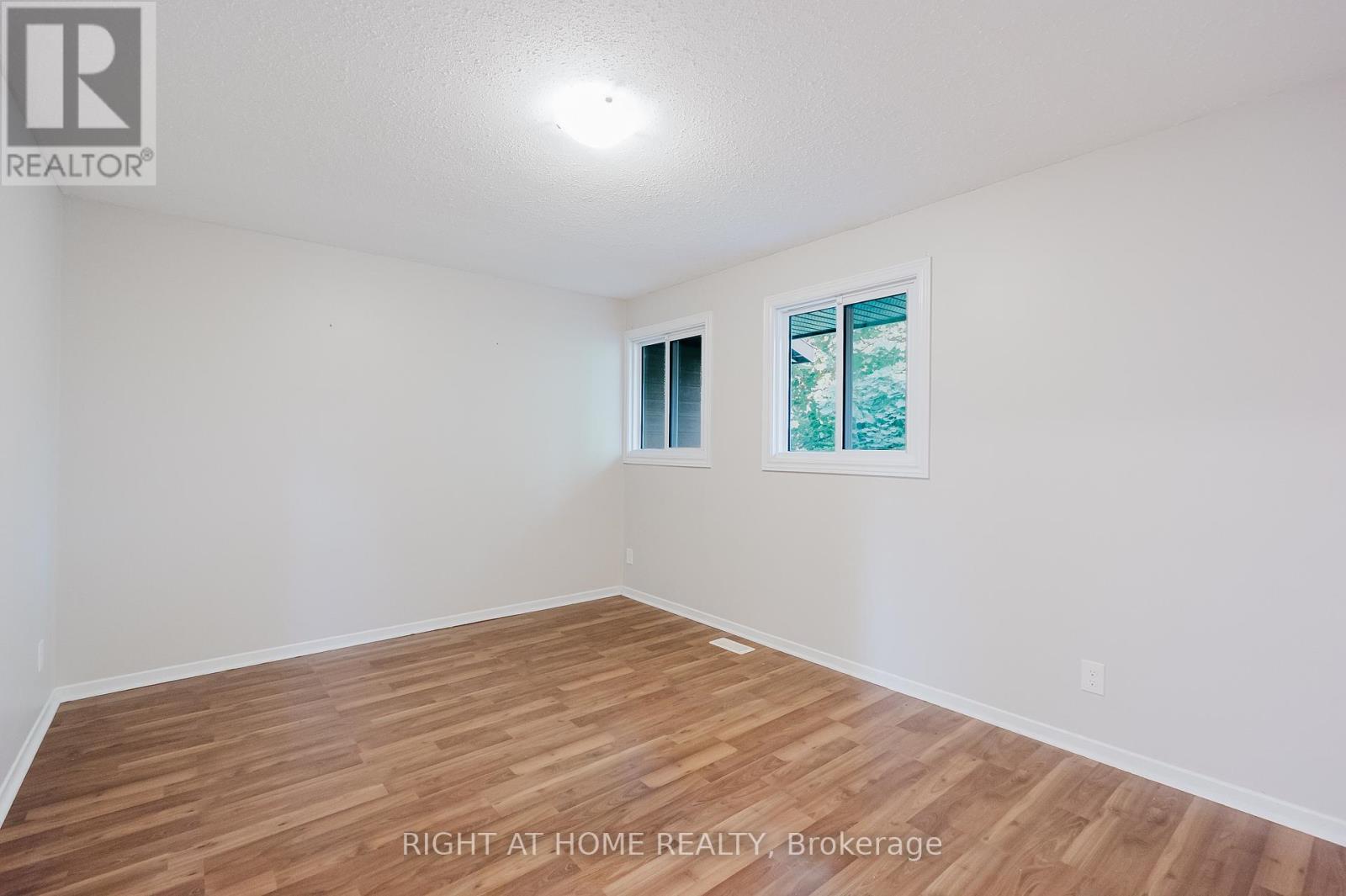 102 - 23 Mcclintock Way, Ottawa, Ontario  K2L 2A3 - Photo 14 - X12335218