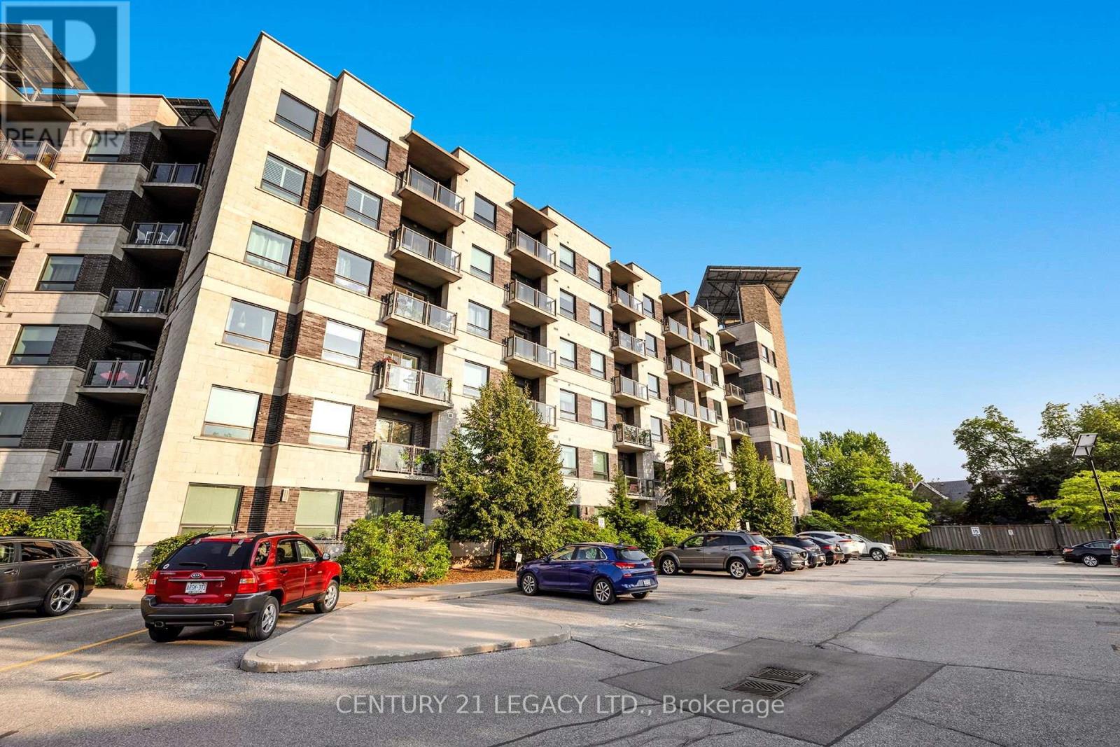 424 - 383 MAIN STREET E, Milton, Ontario