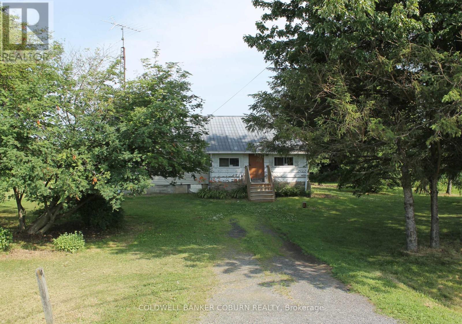 11597 Dundela Road, South Dundas, Ontario  K0E 1K0 - Photo 35 - X12208310