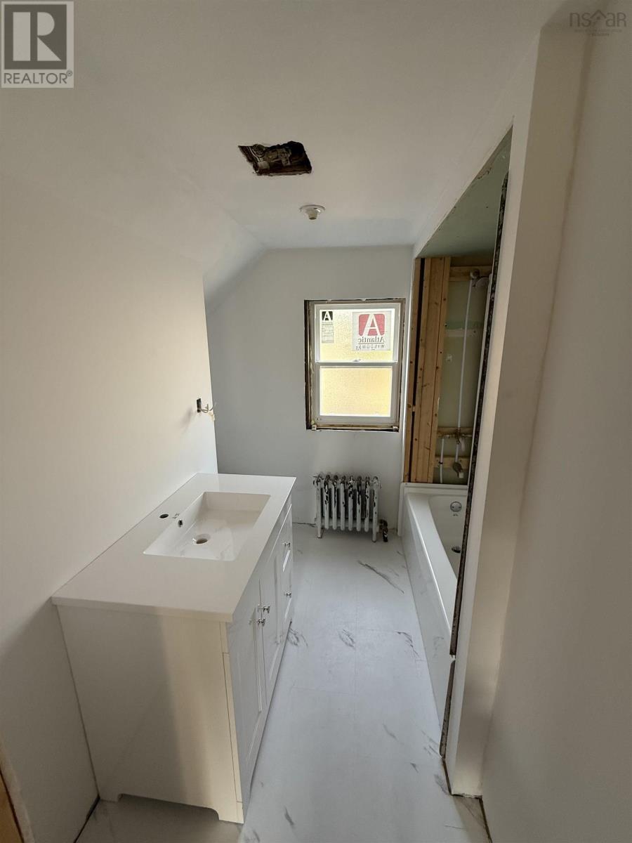 30 Harrison Avenue, Sydney, Nova Scotia  B1S 2Y2 - Photo 16 - 202518535