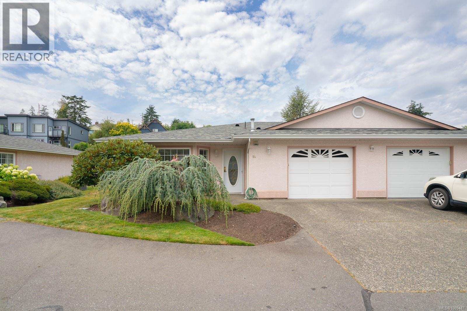 Property at 14 6111 Sayward Rd image 1