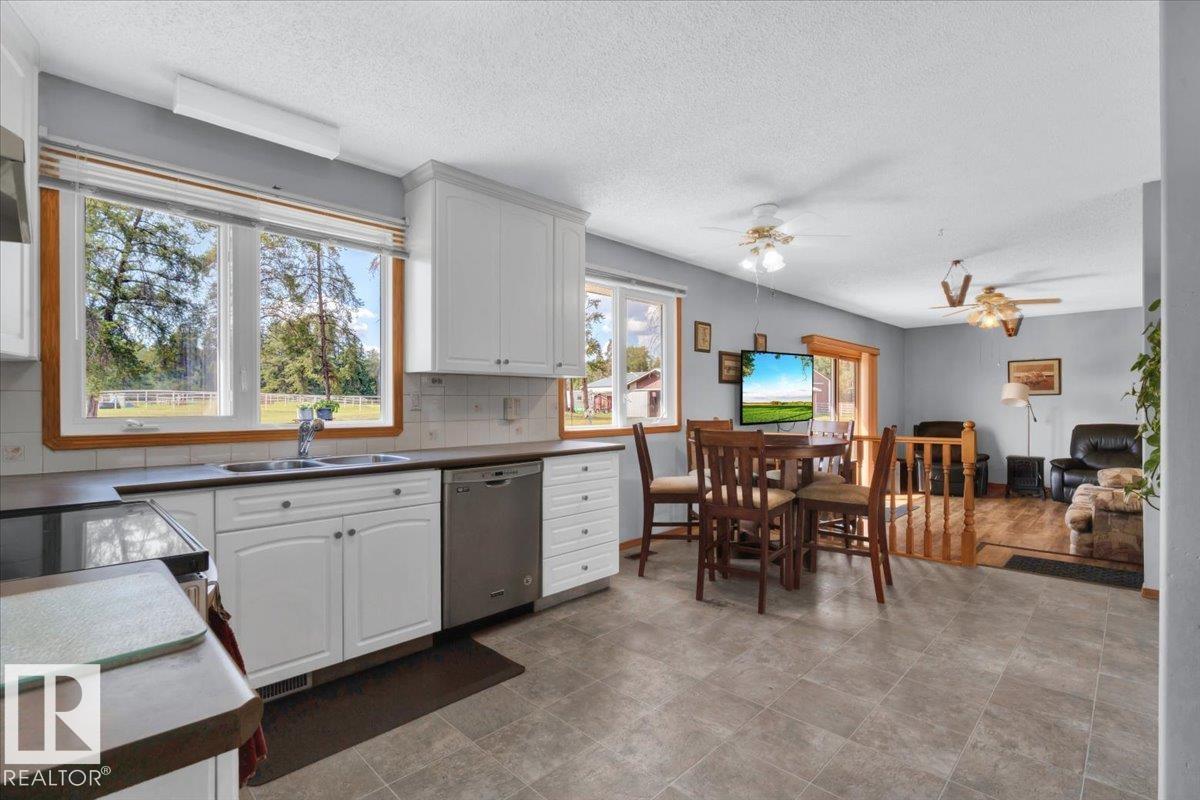 57128 Rge Road 225, Rural Sturgeon County, Alberta  T0A 1N5 - Photo 18 - E4452196