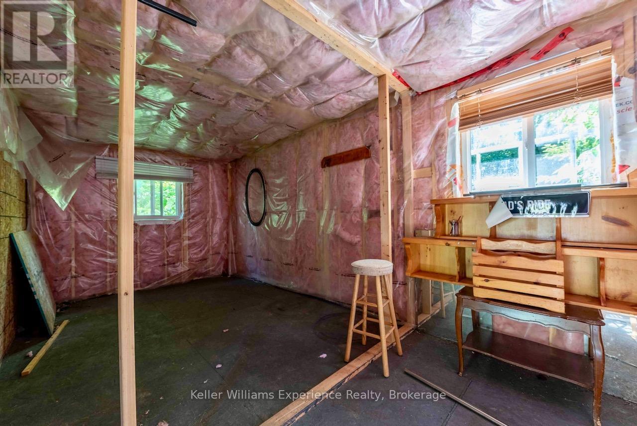 1496 Uffington Road, Bracebridge, Ontario  P1L 1X1 - Photo 18 - X12331215