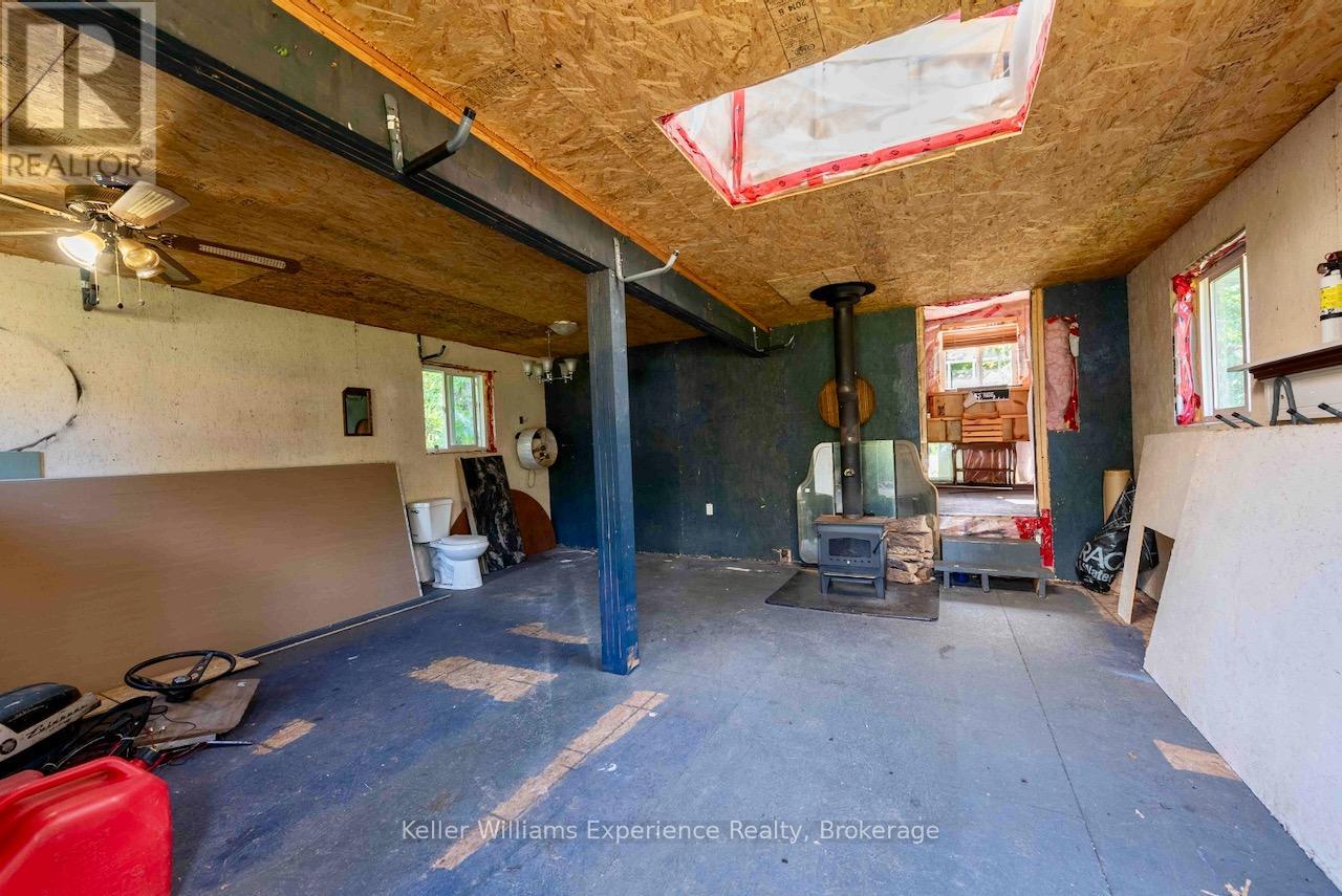 1496 Uffington Road, Bracebridge, Ontario  P1L 1X1 - Photo 17 - X12331215
