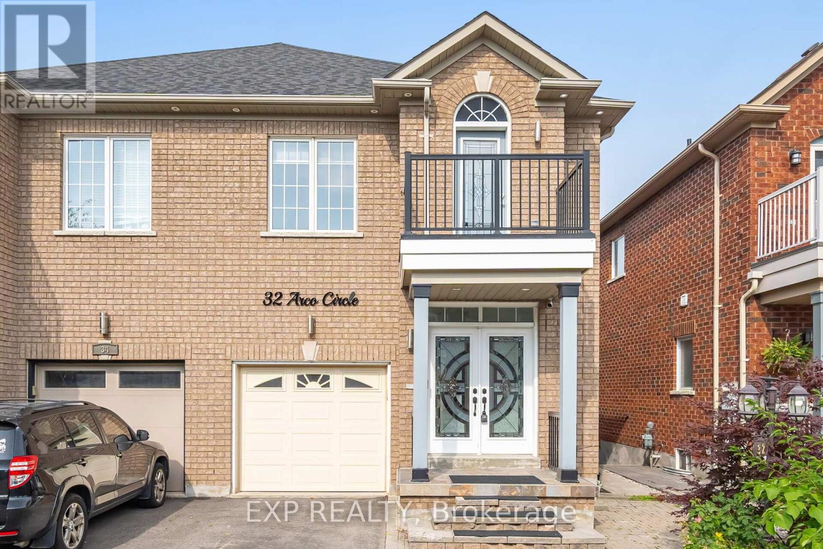 Property at 32 ARCO CIRCLE image 2