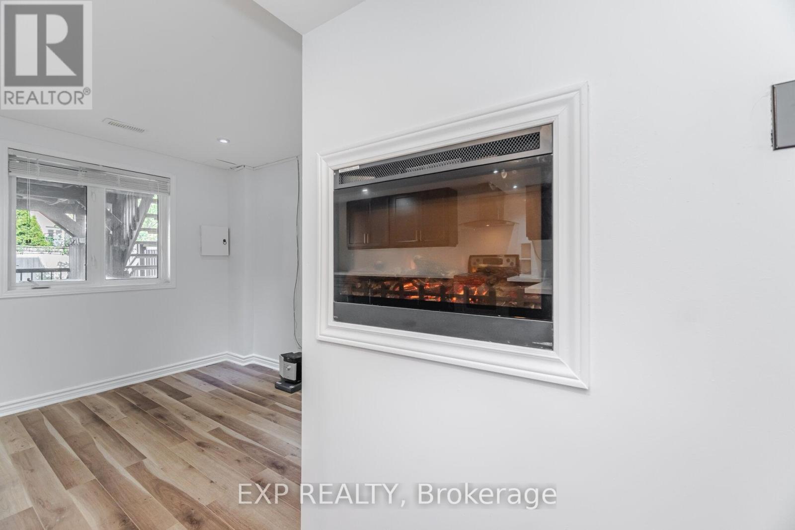 32 Arco Circle, Vaughan (Maple), Ontario L6A 3Z7 - Photo 35 - N12335235