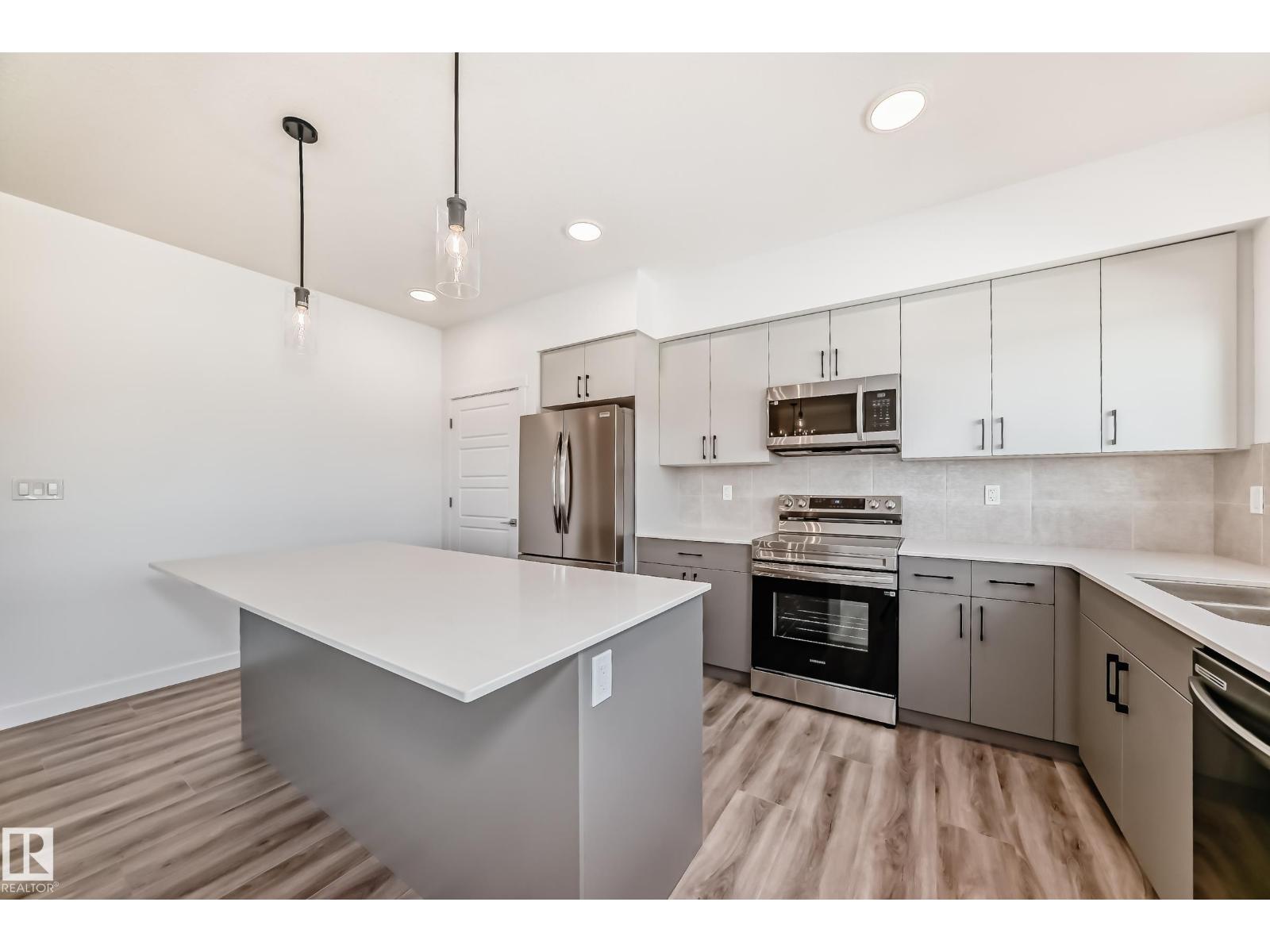 631 Kinglet Bv Nw, Edmonton, Alberta  T5S 0S8 - Photo 10 - E4451704