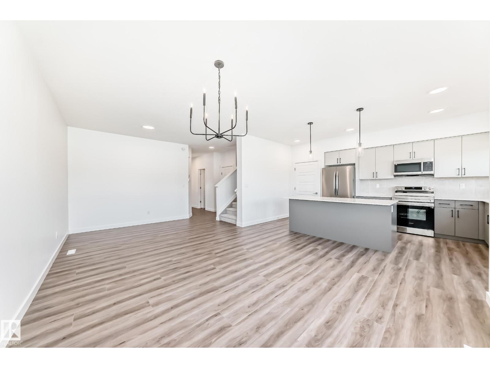 631 Kinglet Bv Nw, Edmonton, Alberta  T5S 0S8 - Photo 14 - E4451704