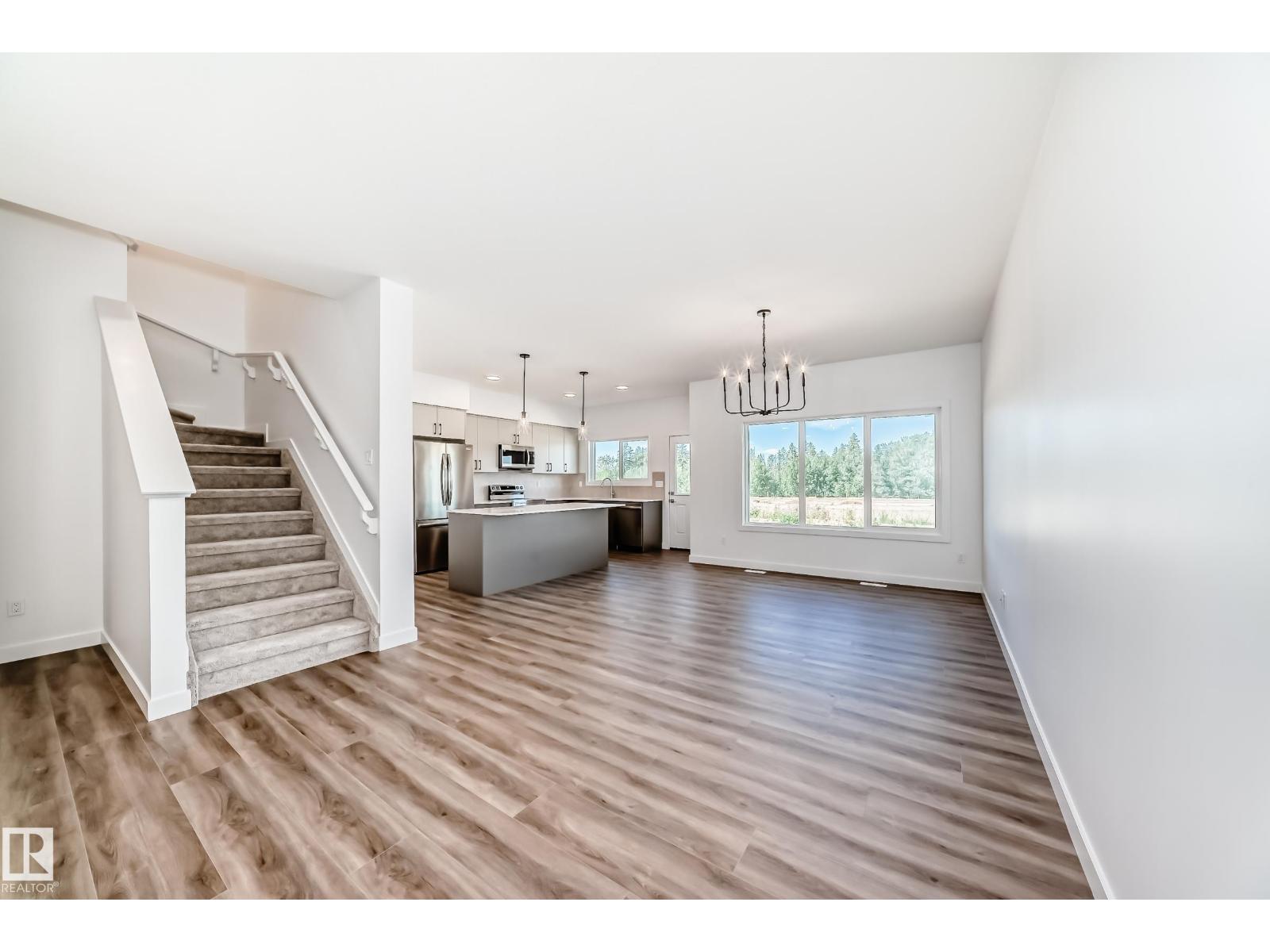 631 Kinglet Bv Nw, Edmonton, Alberta  T5S 0S8 - Photo 13 - E4451704