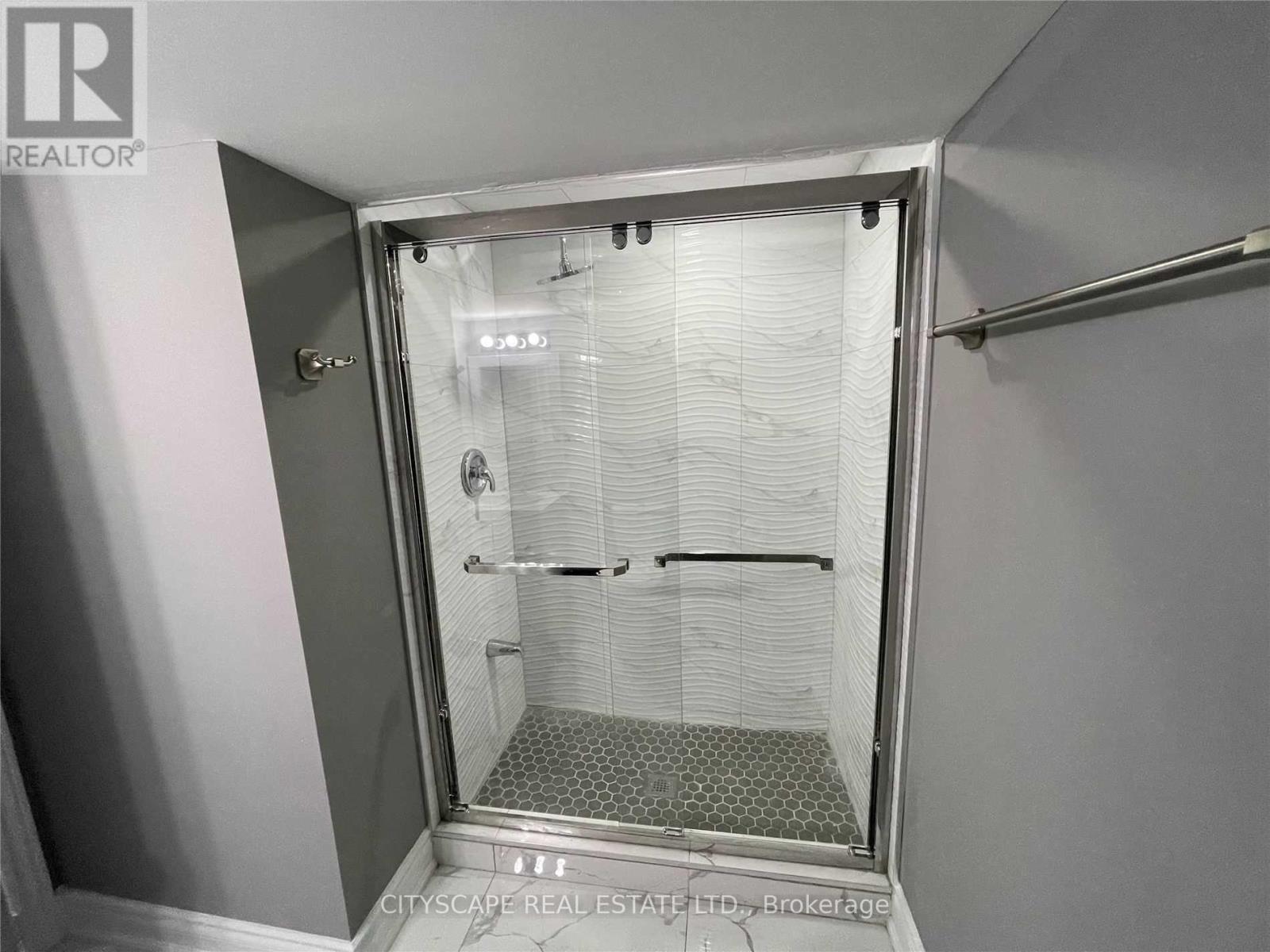 21 Leadership Drive, Brampton, Ontario  L6Y 5T9 - Photo 11 - W12335238
