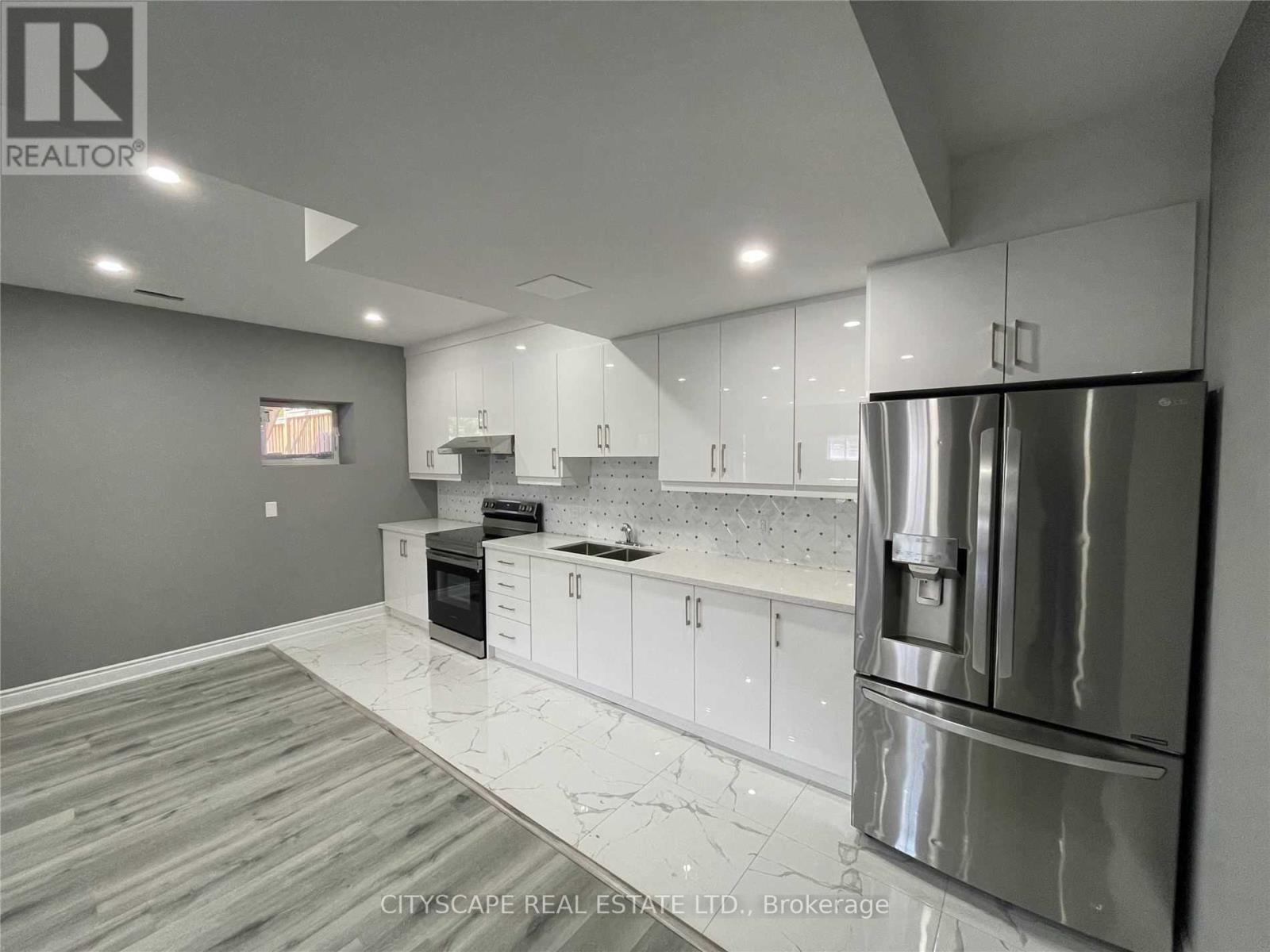 21 Leadership Drive, Brampton, Ontario  L6Y 5T9 - Photo 3 - W12335238