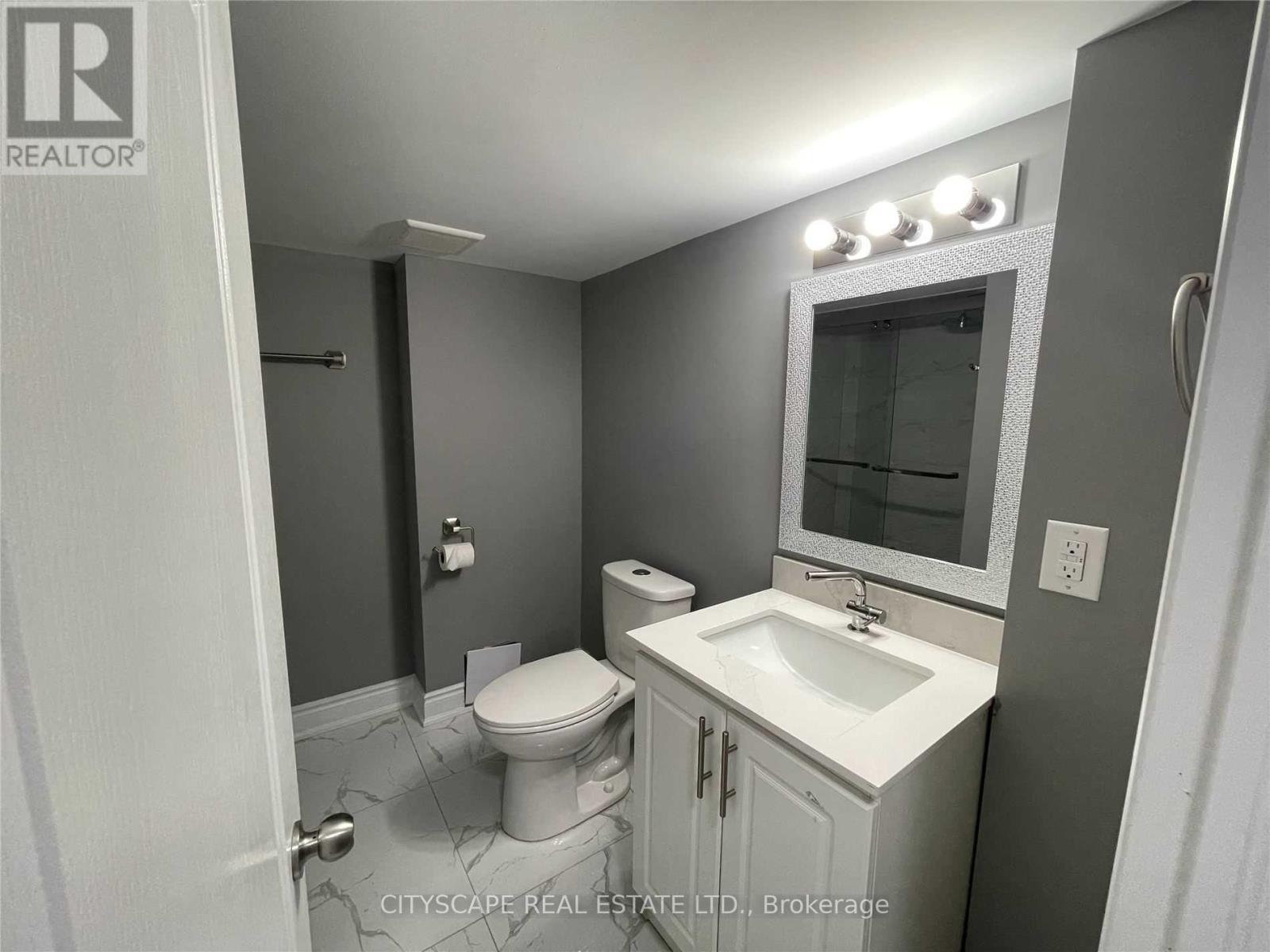 21 Leadership Drive, Brampton, Ontario  L6Y 5T9 - Photo 9 - W12335238