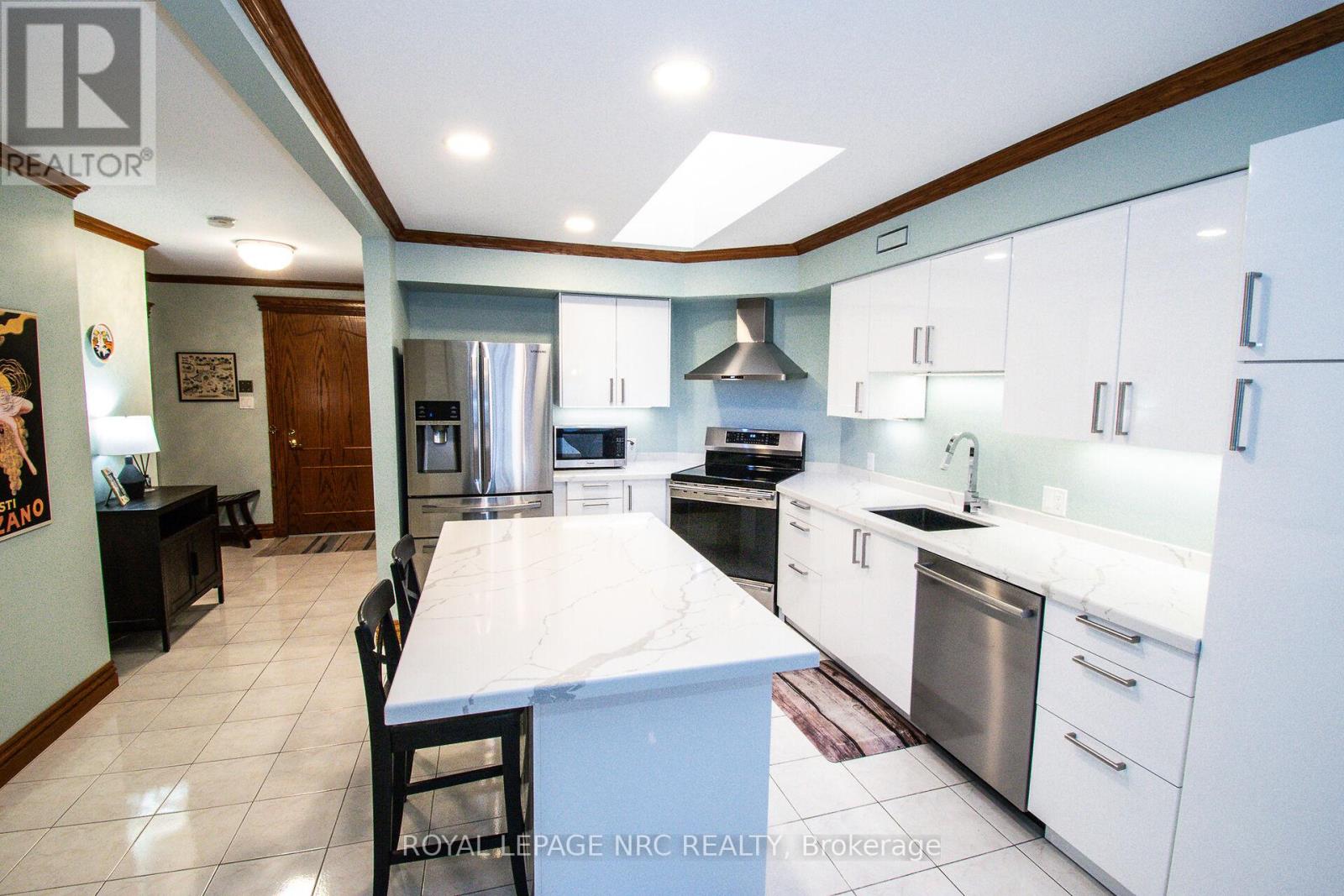 302 - 55 Main Street, St. Catharines, Ontario  L2N 4T8 - Photo 7 - X12335269