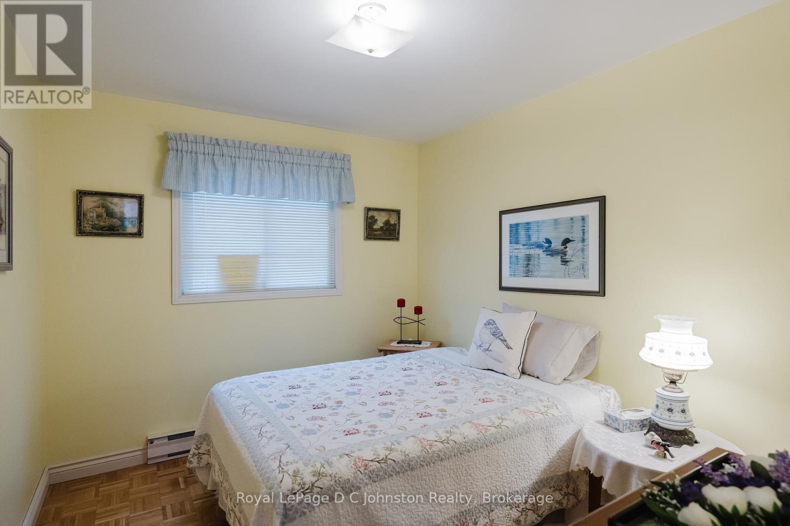 477 Wales Drive, Saugeen Shores, Ontario  N0H 2C1 - Photo 11 - X12335250