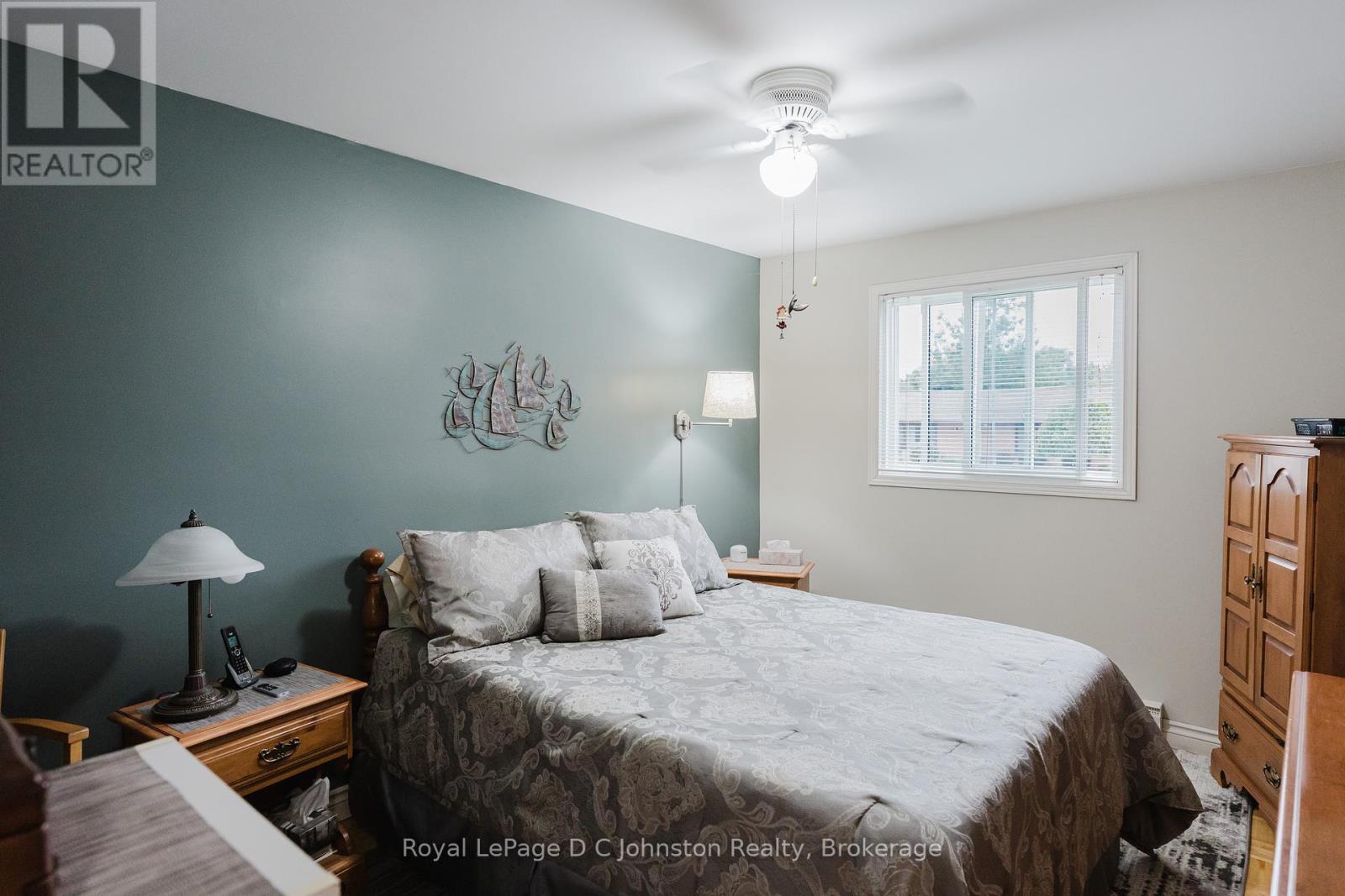 477 Wales Drive, Saugeen Shores, Ontario  N0H 2C1 - Photo 15 - X12335250