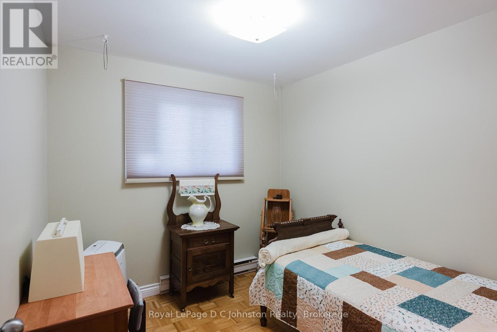 477 Wales Drive, Saugeen Shores, Ontario  N0H 2C1 - Photo 17 - X12335250