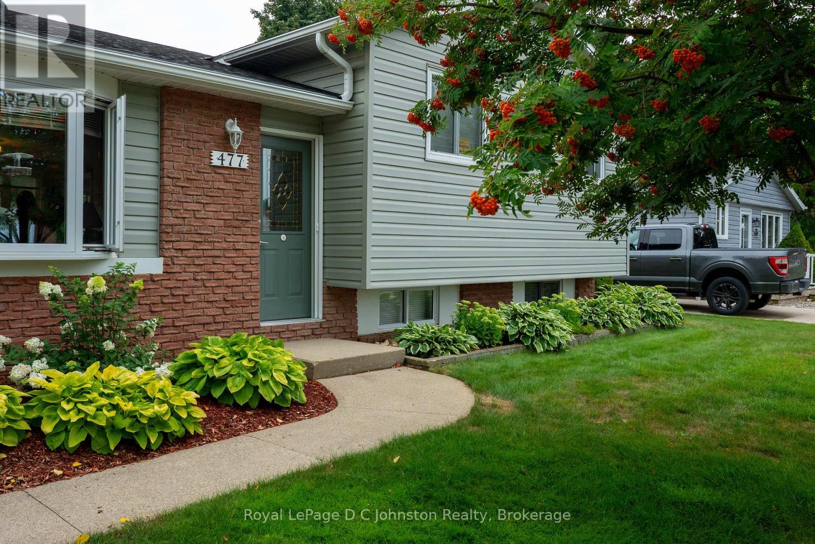 477 Wales Drive, Saugeen Shores, Ontario  N0H 2C1 - Photo 35 - X12335250