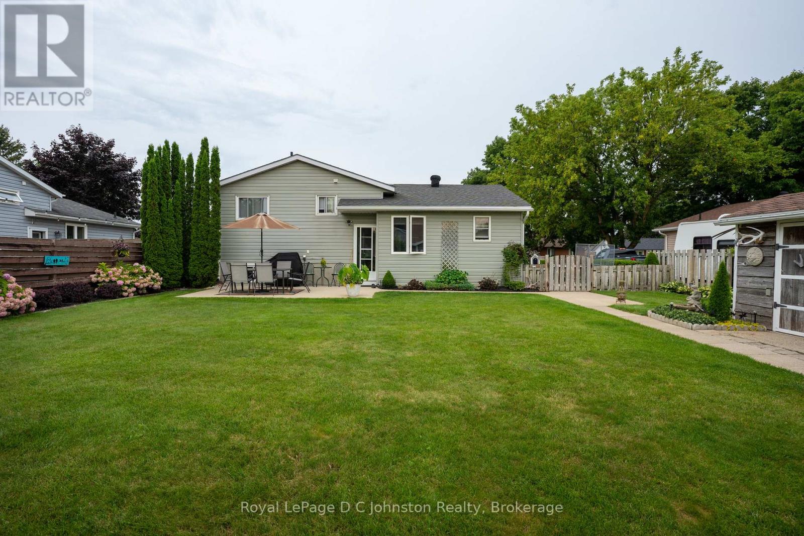 477 Wales Drive, Saugeen Shores, Ontario  N0H 2C1 - Photo 39 - X12335250