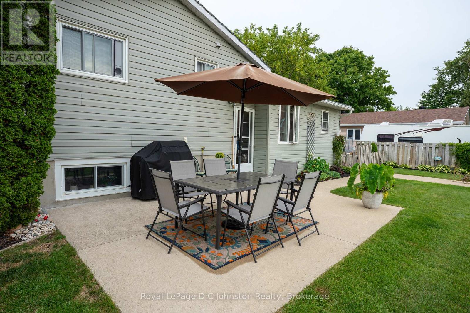 477 Wales Drive, Saugeen Shores, Ontario  N0H 2C1 - Photo 42 - X12335250