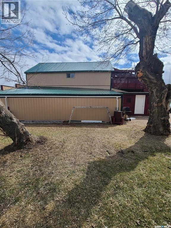 48 Main Street, Manor, Saskatchewan  S0C 1R0 - Photo 4 - SK015200