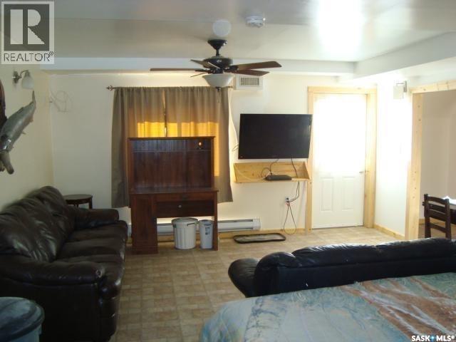 48 Main Street, Manor, Saskatchewan  S0C 1R0 - Photo 43 - SK015200
