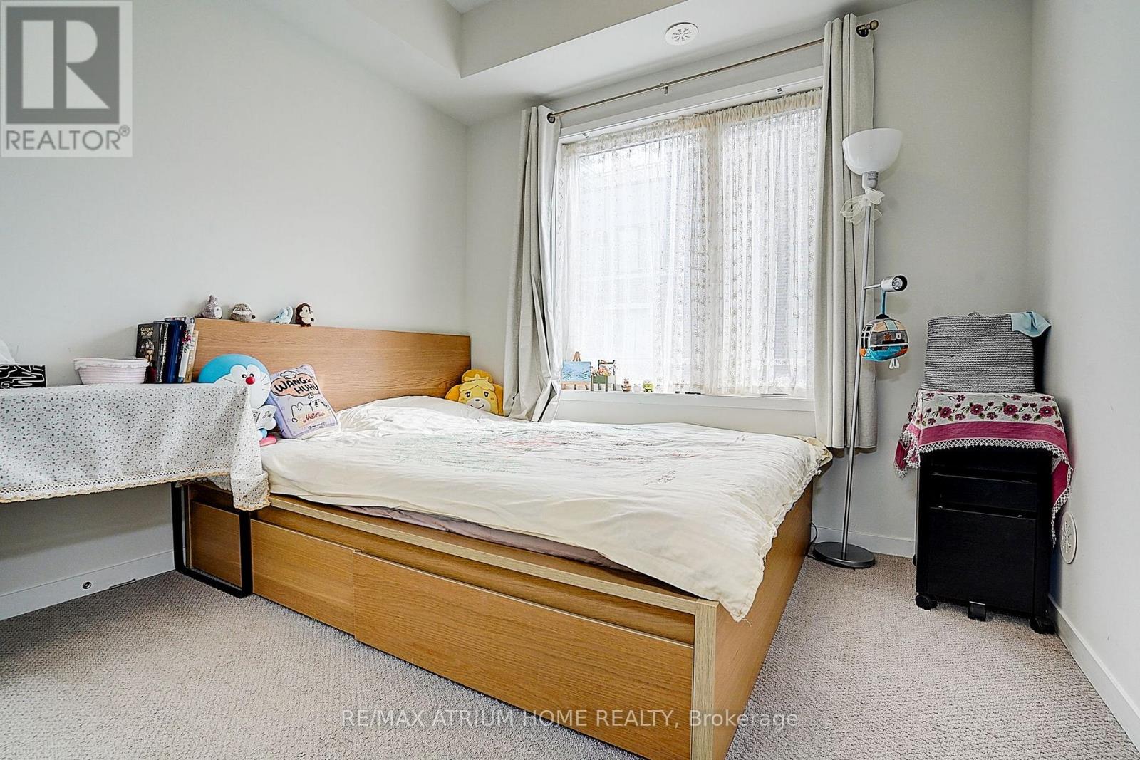 14 - 11 Honeycrisp Crescent, Vaughan, Ontario  L4K 0N6 - Photo 13 - N12335257