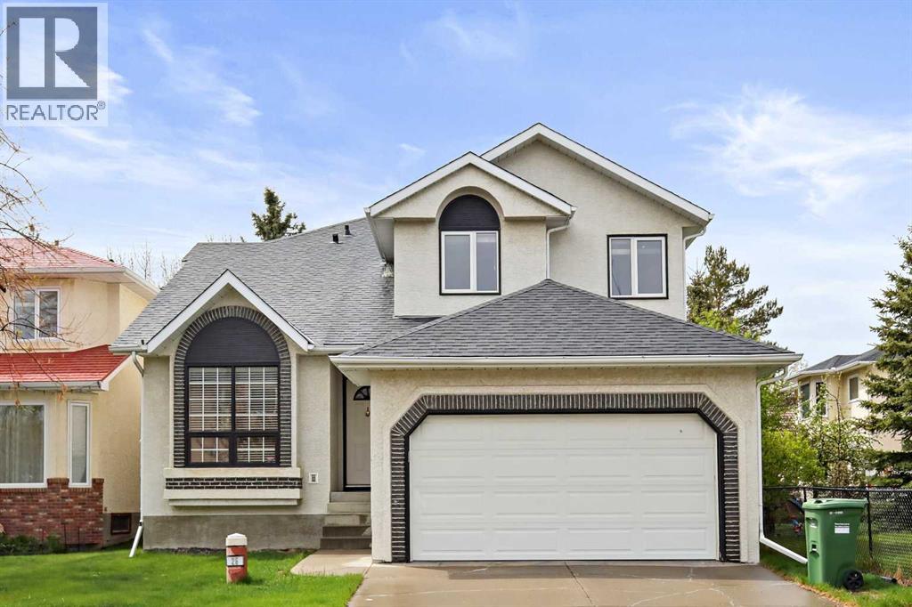 Property at 26 Hamptons Grove NW image 2
