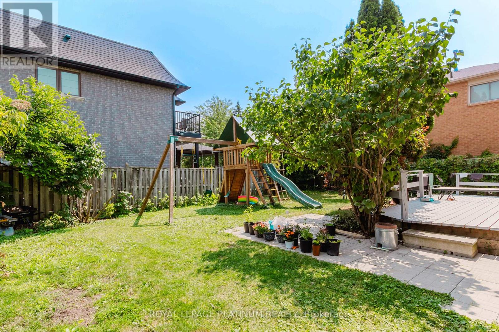 4 Burwash Court, Brampton, Ontario  L6Z 4M3 - Photo 37 - W12335246