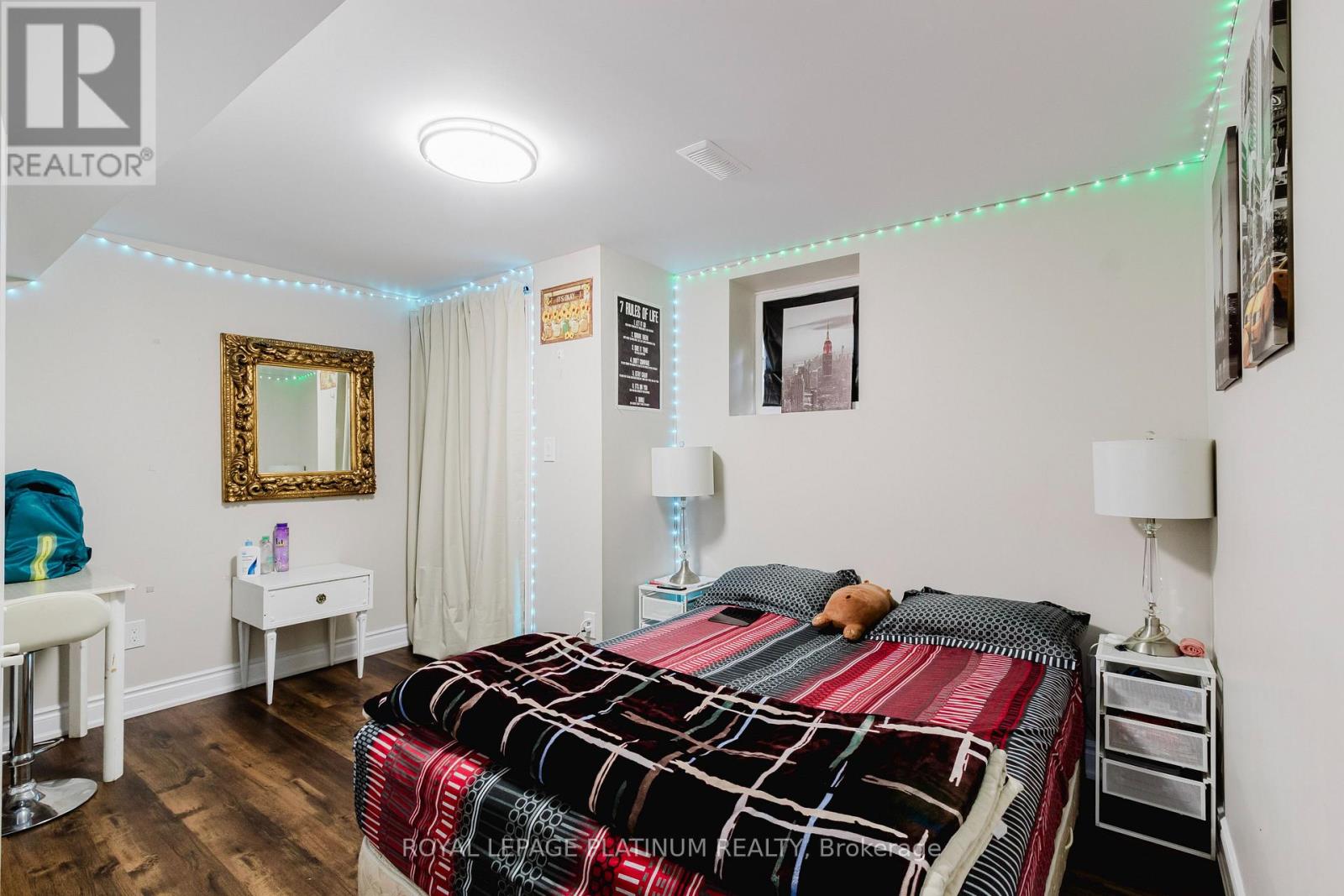4 Burwash Court, Brampton, Ontario  L6Z 4M3 - Photo 6 - W12335246