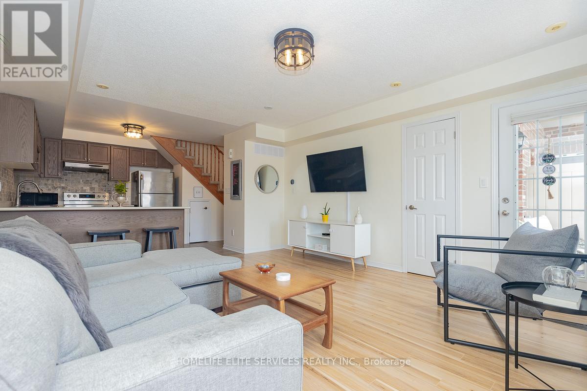 26 - 5 Armstrong Street, Orangeville, Ontario  L9W 0C5 - Photo 11 - W12335253