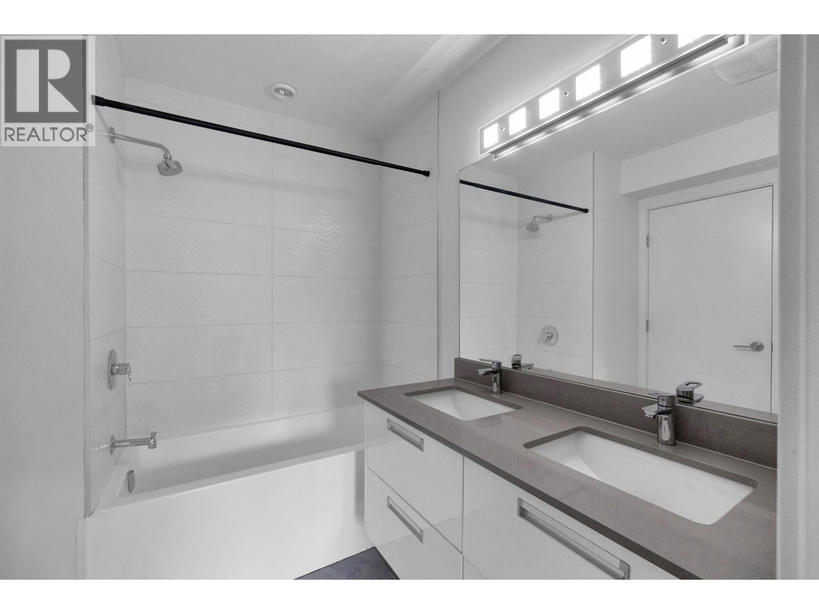 15 2358 Western Avenue, North Vancouver, British Columbia V7M 2L3 - Photo 28 - R3007446