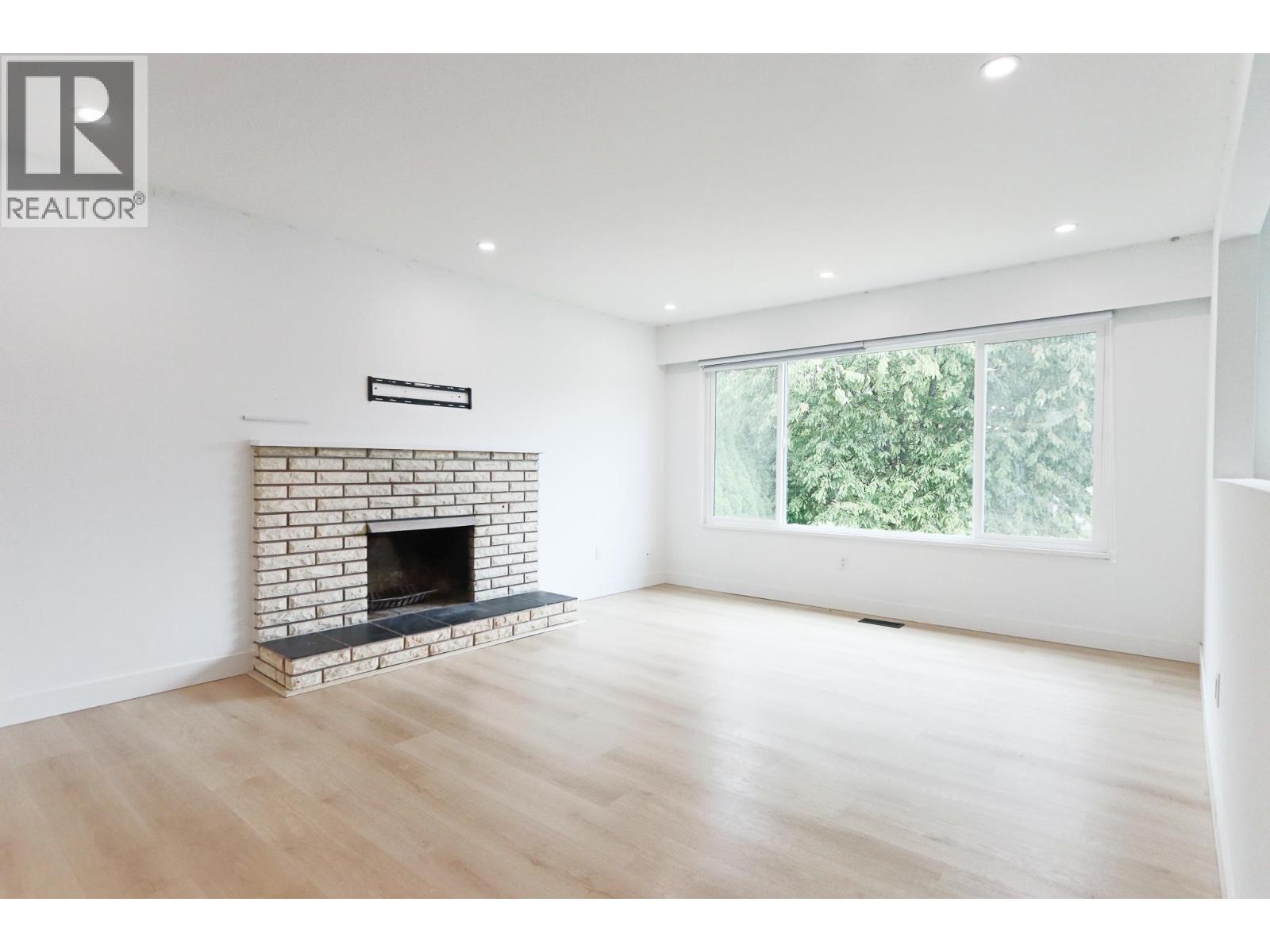 12135 229 Street, Maple Ridge, British Columbia  V2X 7M9 - Photo 10 - R3035464