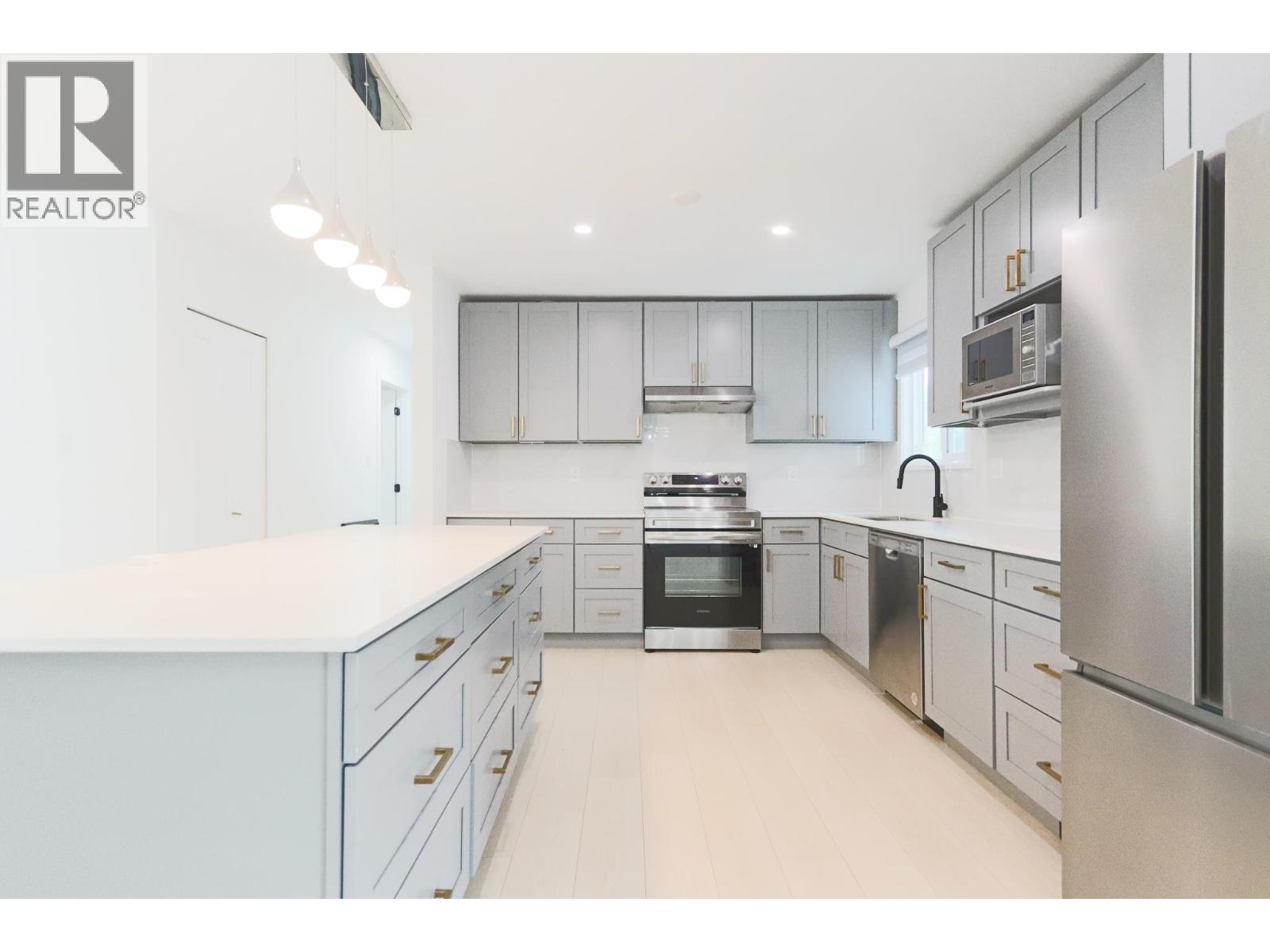 12135 229 Street, Maple Ridge, British Columbia  V2X 7M9 - Photo 5 - R3035464