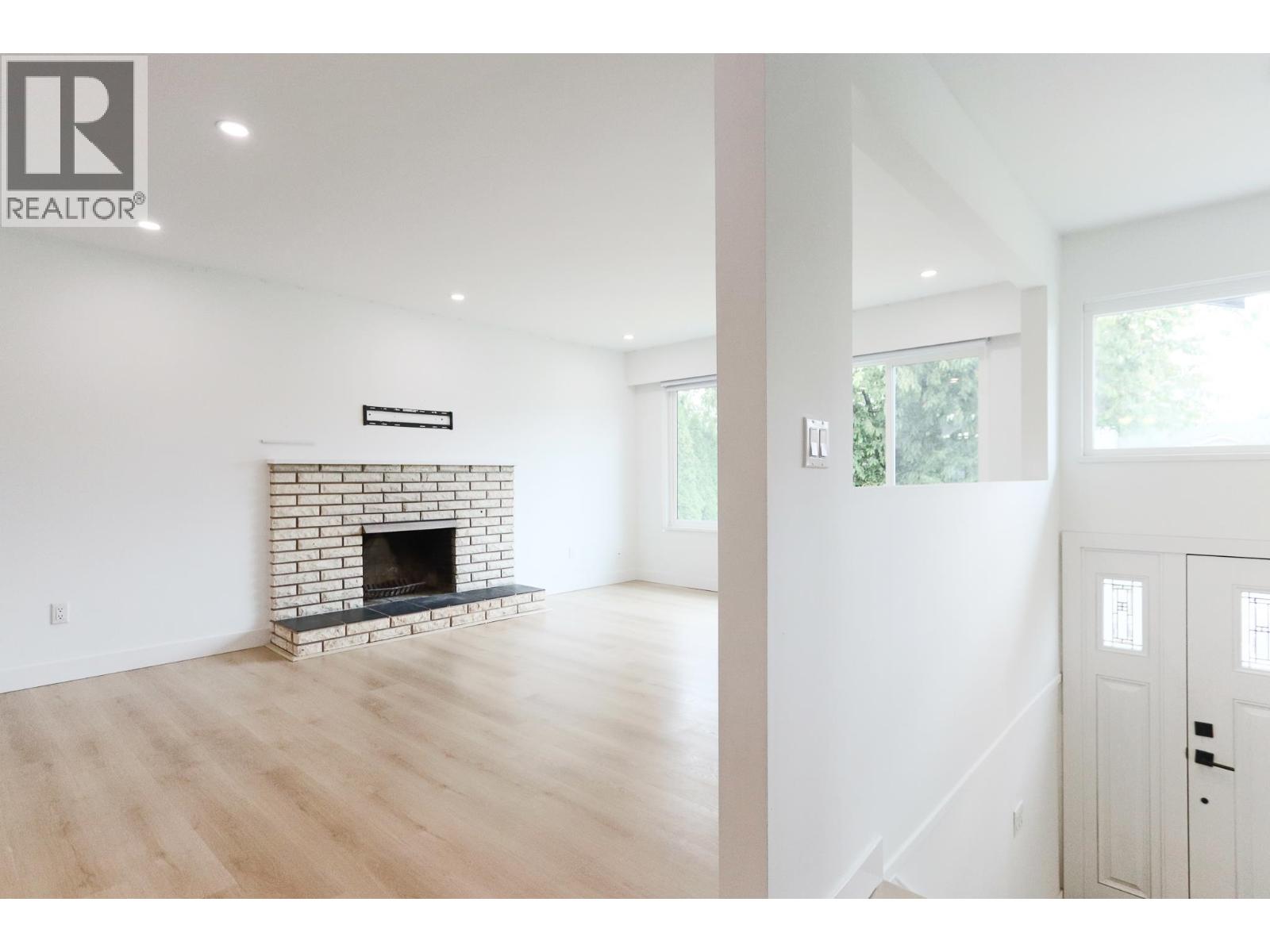 12135 229 Street, Maple Ridge, British Columbia  V2X 7M9 - Photo 7 - R3035464