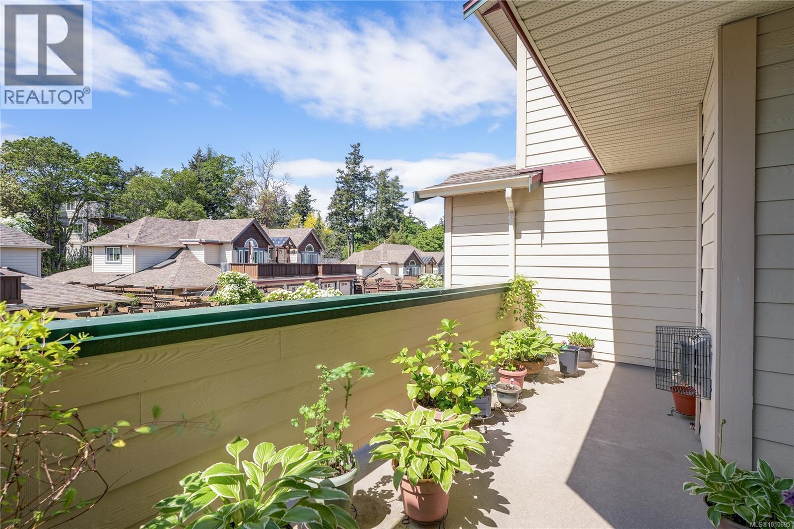 26 108 Aldersmith Pl, View Royal, British Columbia  V9A 7M8 - Photo 2 - 1010695