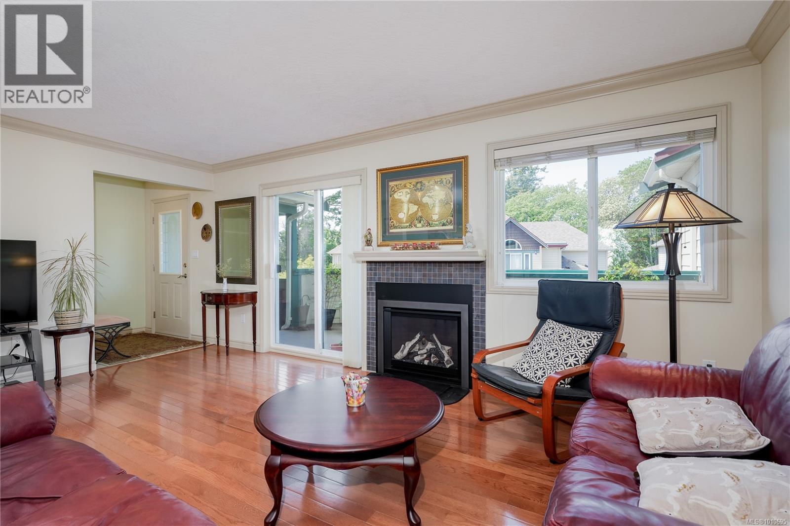 26 108 Aldersmith Pl, View Royal, British Columbia  V9A 7M8 - Photo 3 - 1010695