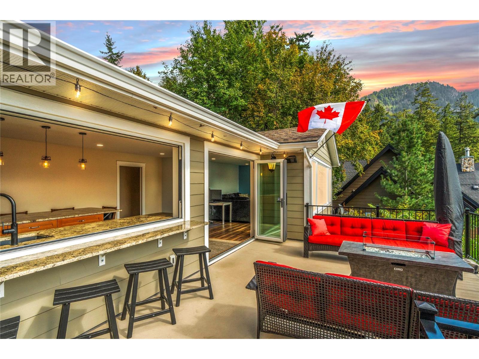 3304 Gray Road, Blind Bay, British Columbia  V0E 1H1 - Photo 6 - 10357734